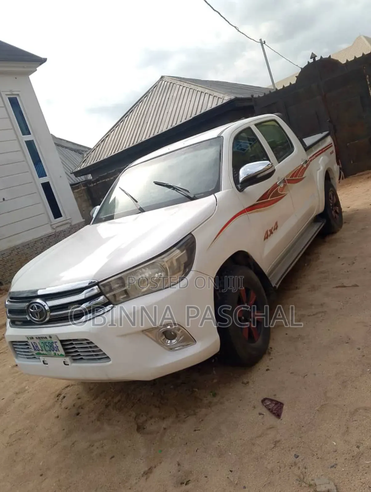 Toyota Hilux 2015 White