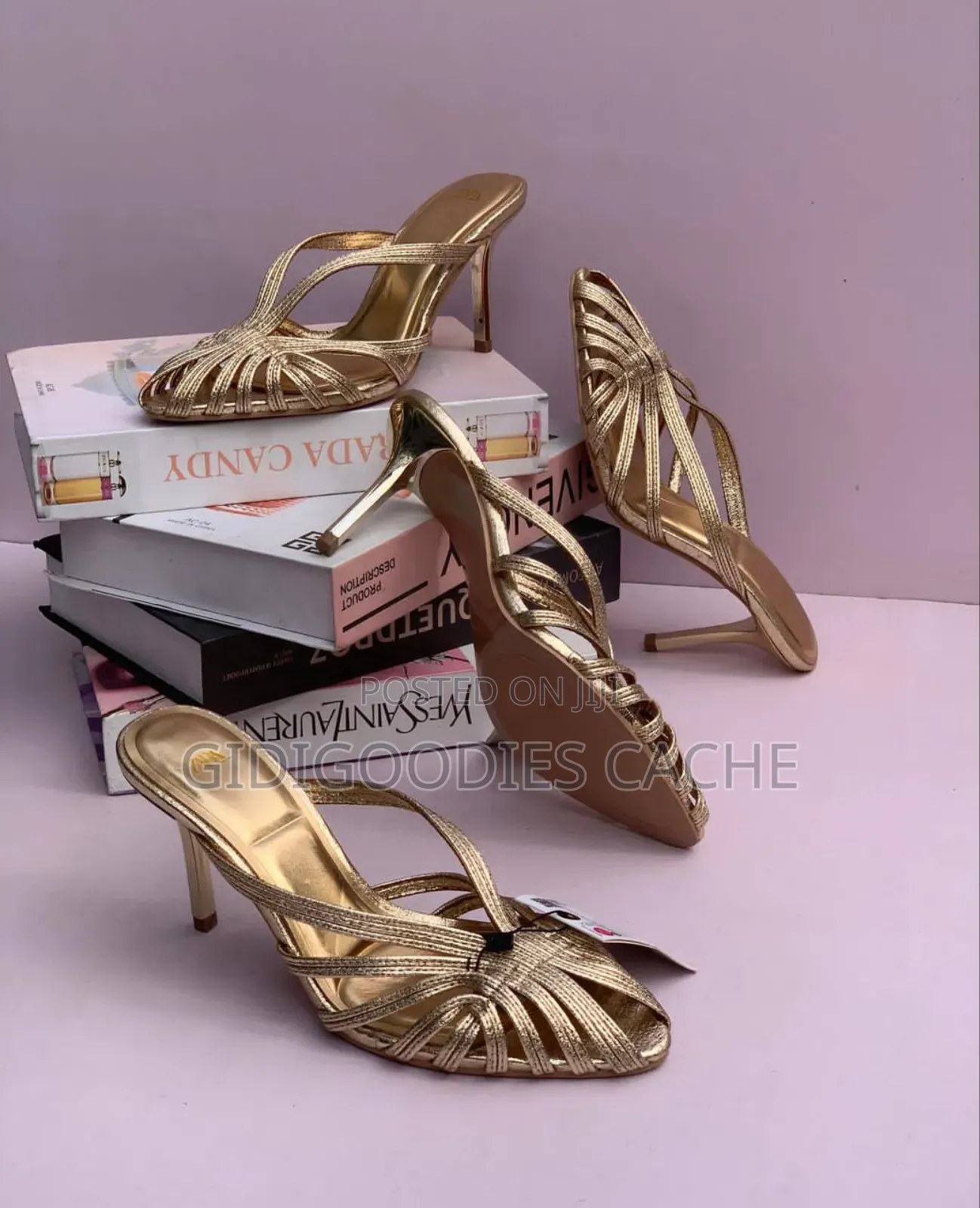 Zara Closed-Toe Gold Slippers