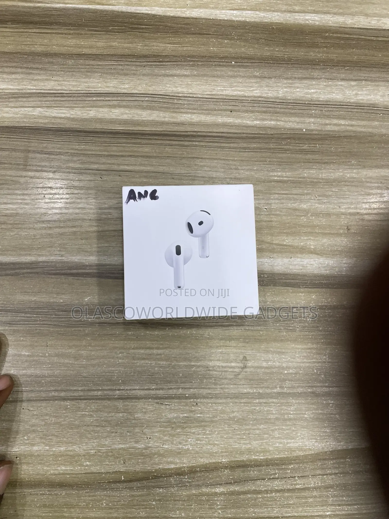 Brand New Sealed Airpod 4 (Anc) for Sale