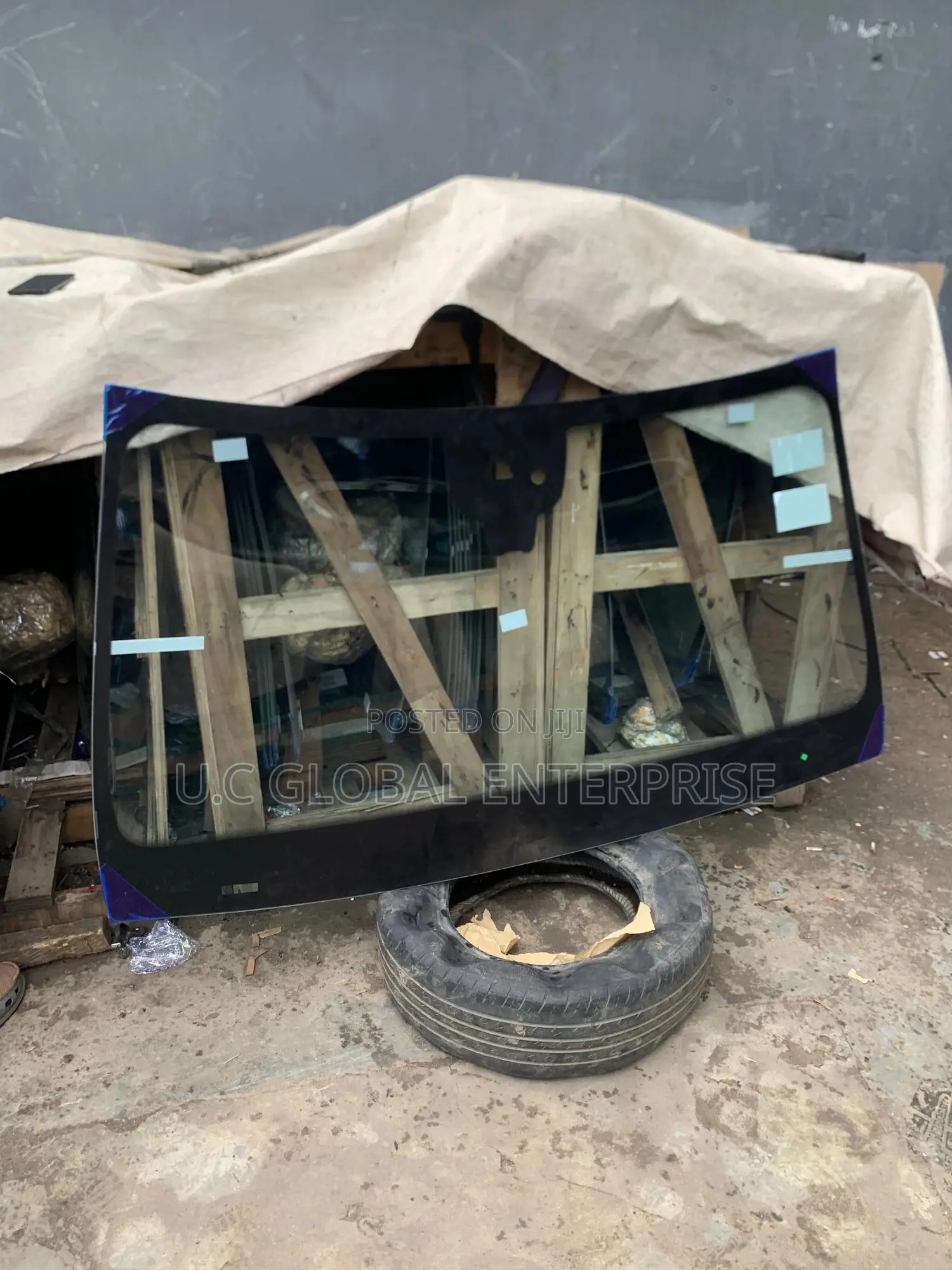 Front Windscreen Glass for Mercedes Ml350 2020 Available