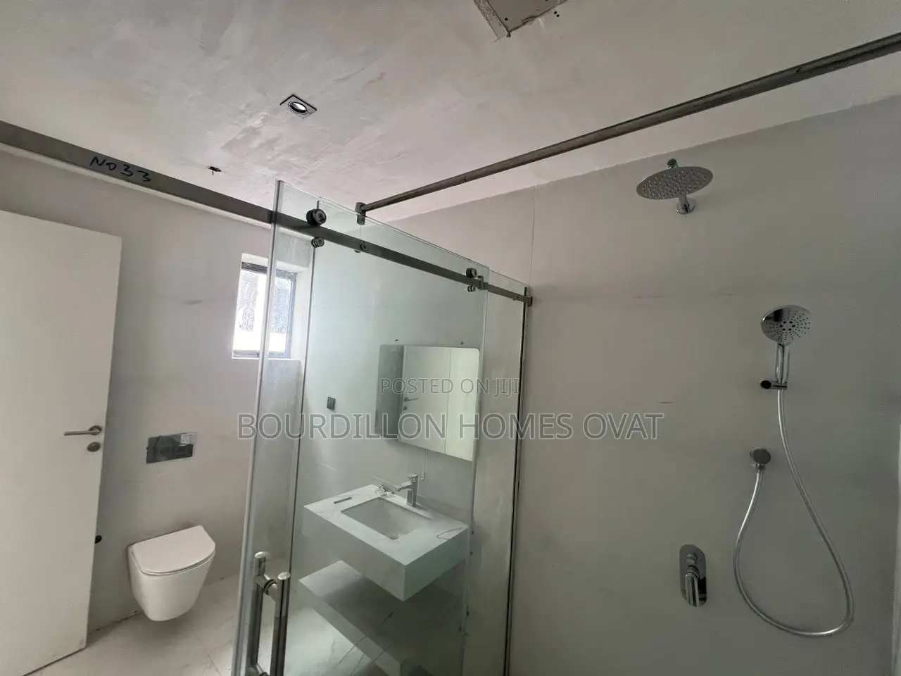 3bdrm Maisonette in Lekki Phase 1 for sale