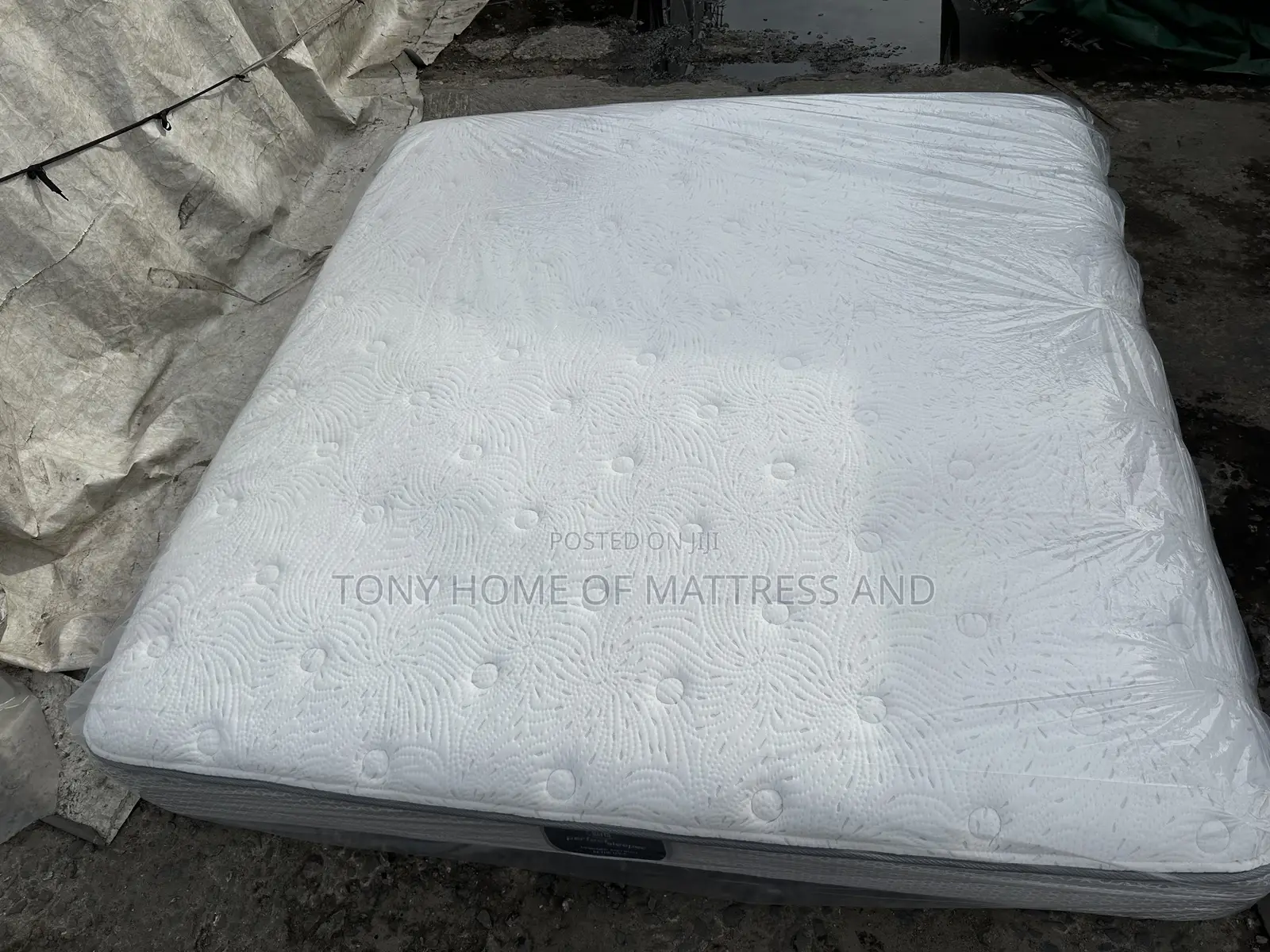 6x6 12 Inches Foreign Hybrid Canadian Mattress