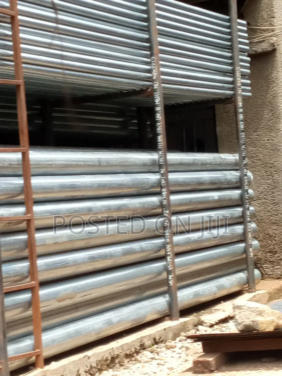 Galvanize Pipes Available in All Sizes