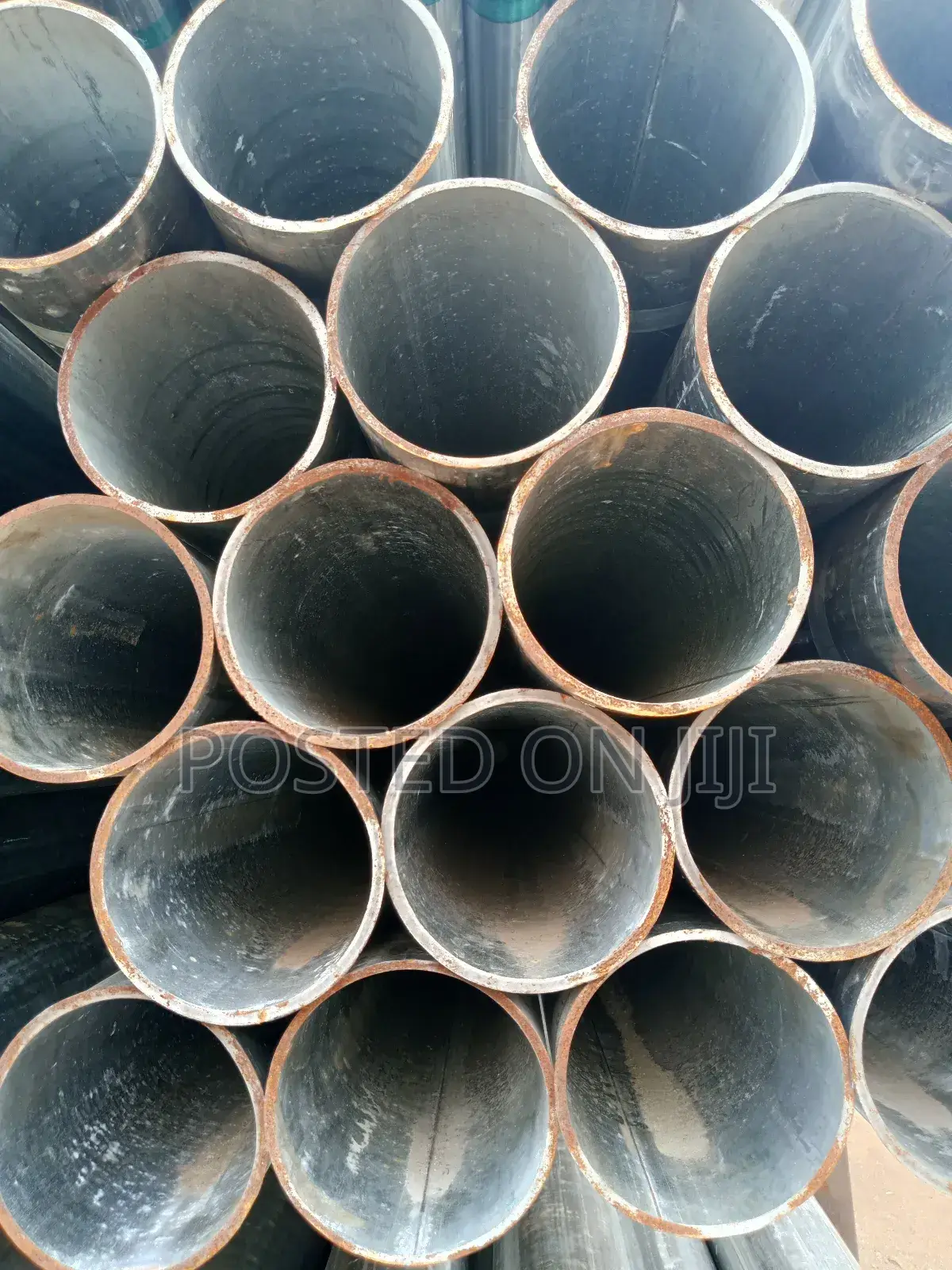 Galvanize Pipes Available in All Sizes