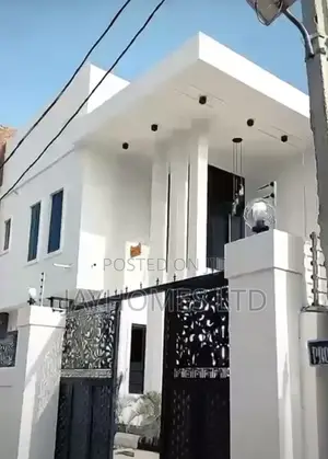 4 Bedroom Luxury Duplex in Back of Macdons Asaba for Sale