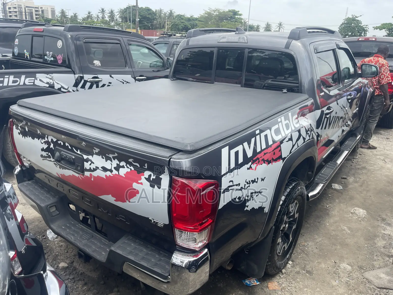 Toyota Tacoma 2018 Black