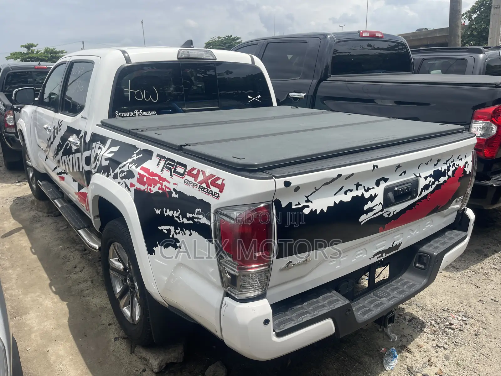 Toyota Tacoma 2018 White