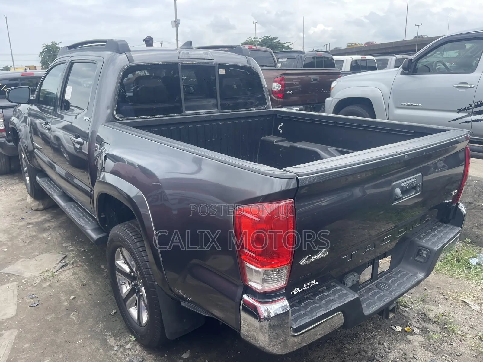 Toyota Tacoma 2018 Gray