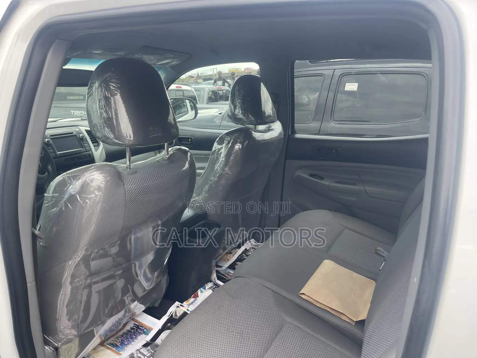Toyota Tacoma 2012 White