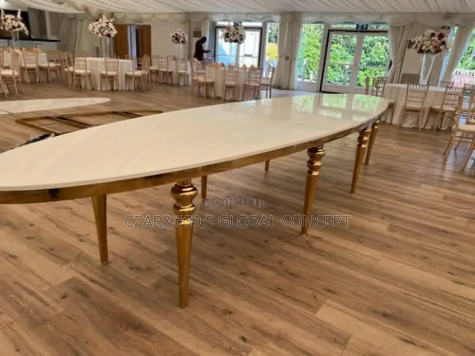 14 Seaters Luzury Event Centre Tables