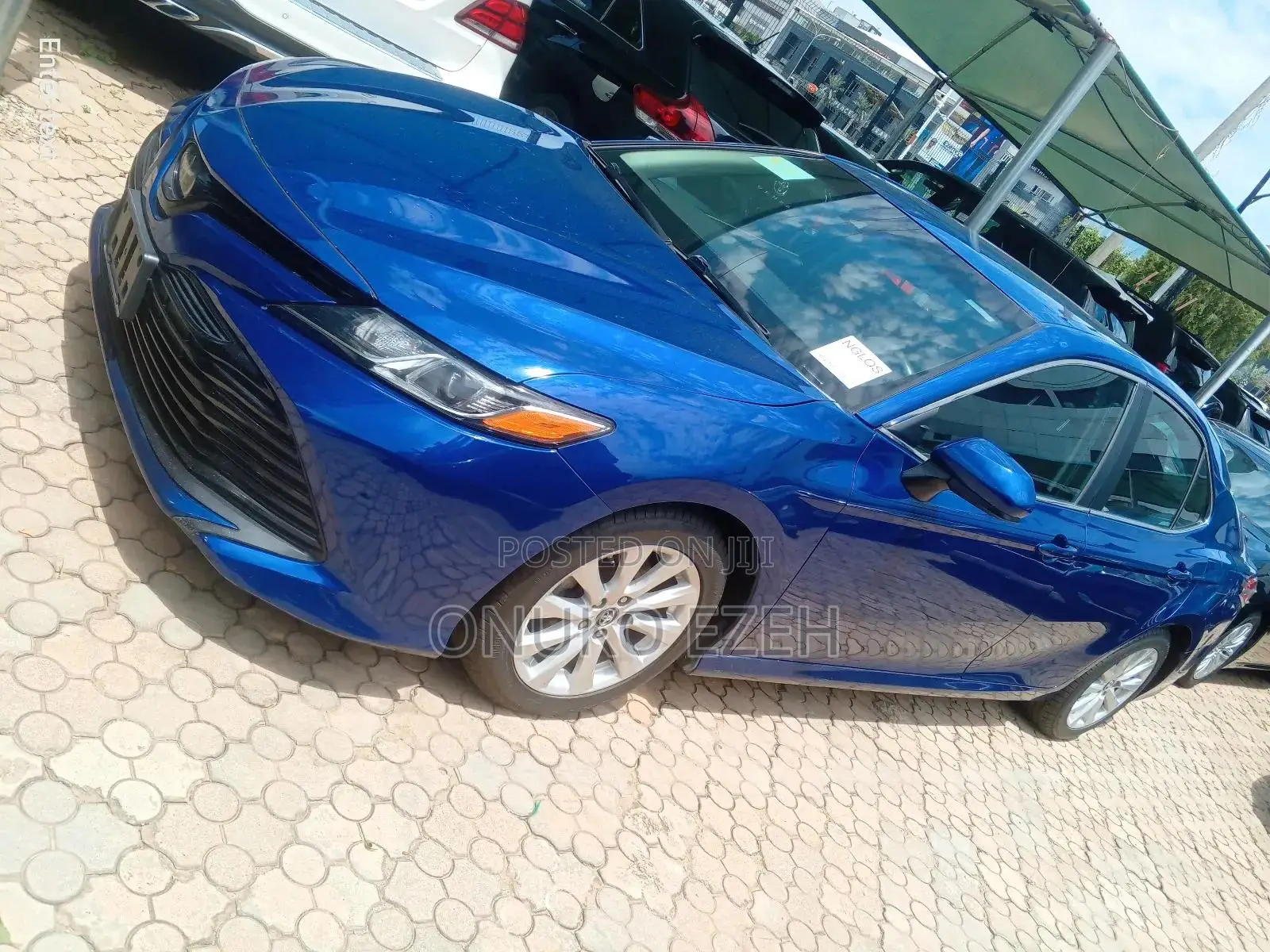 Toyota Camry LE FWD (2.5L 4cyl 8AM) 2018 Blue