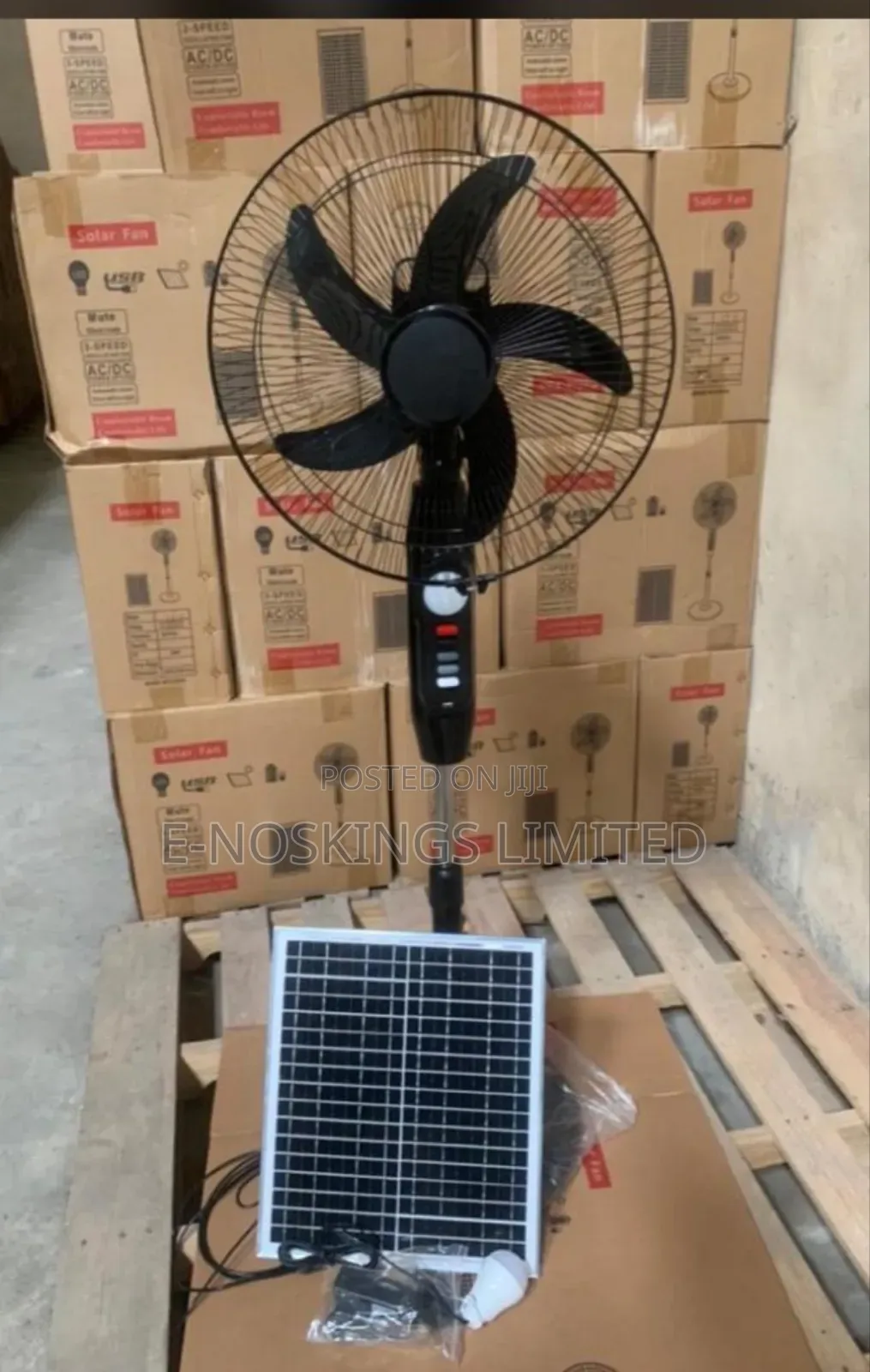 16 Inch the Checkable Standing Fan With the Solar Panel
