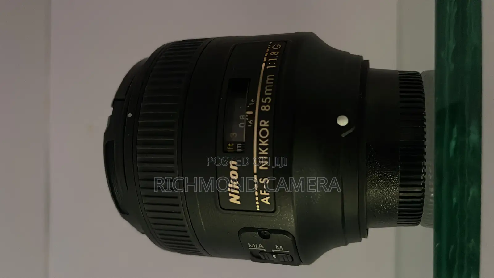 Nikon 85mm Lens