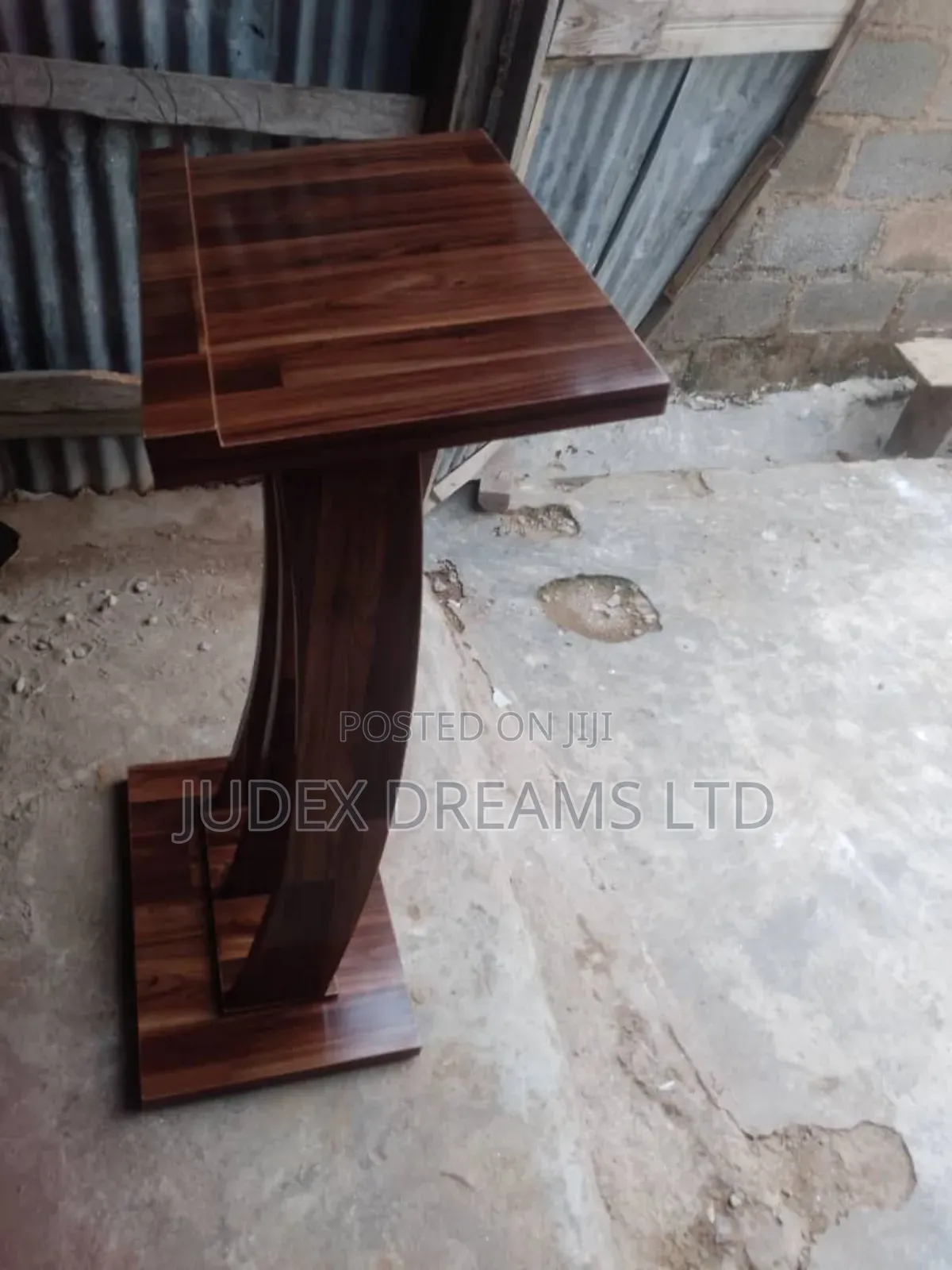 High Quality Wooden Pulpit