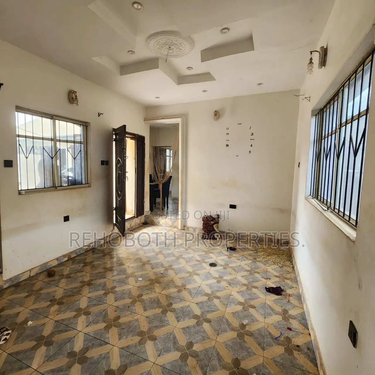 4bdrm Bungalow in Iyana Church, Ibadan for sale