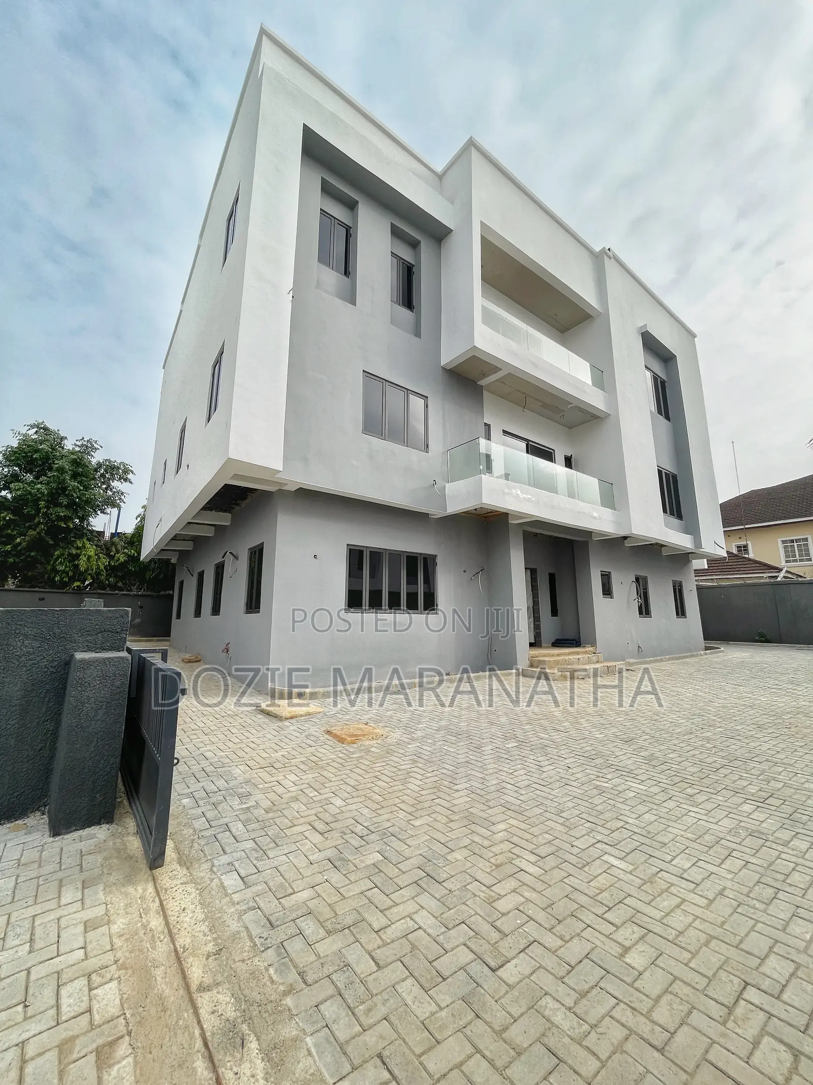 7bdrm House in Asokoro for sale