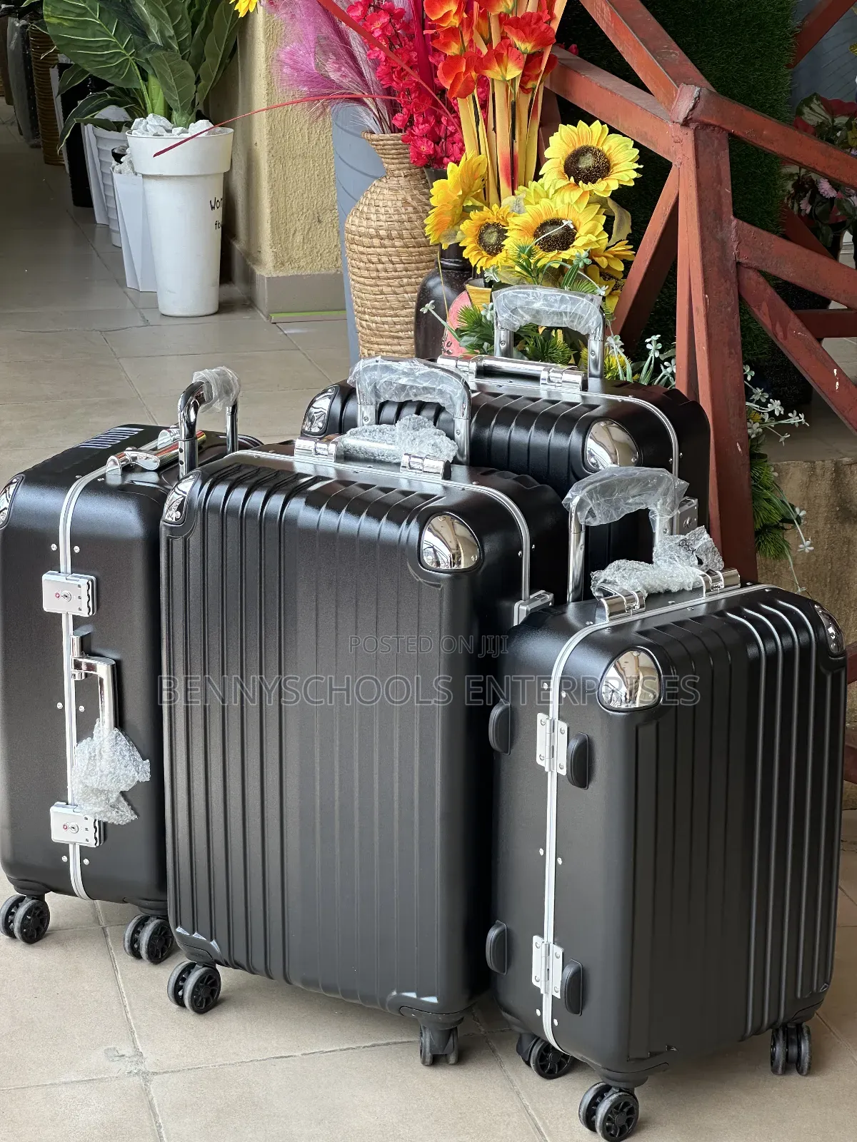 Set of 4 in 1 Stainless Travel Luggage Boxes