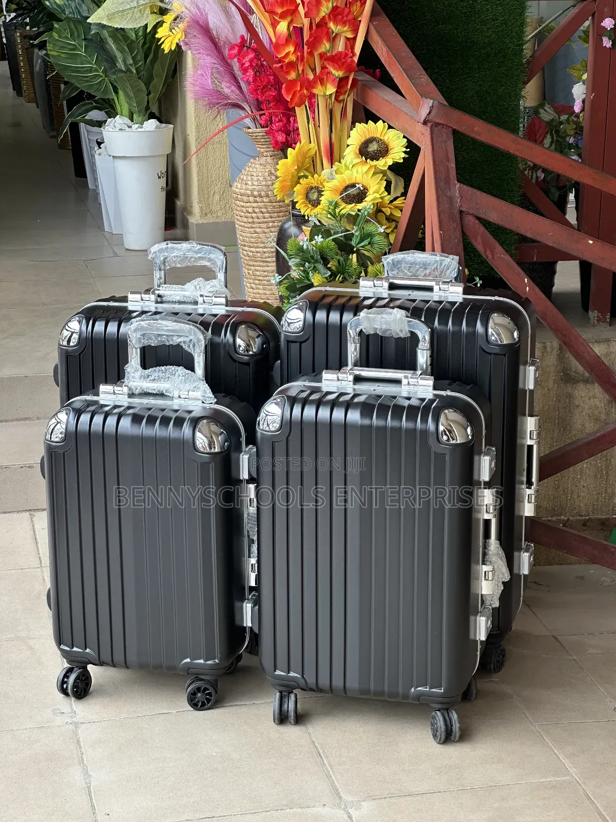 Set of 4 in 1 Stainless Travel Luggage Boxes