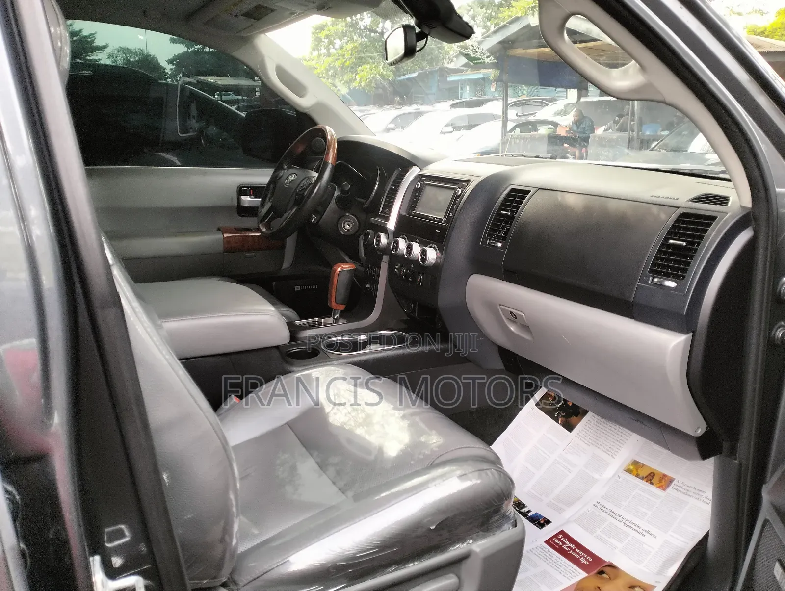 Toyota Sequoia Platinum 4x4 2020 Gray