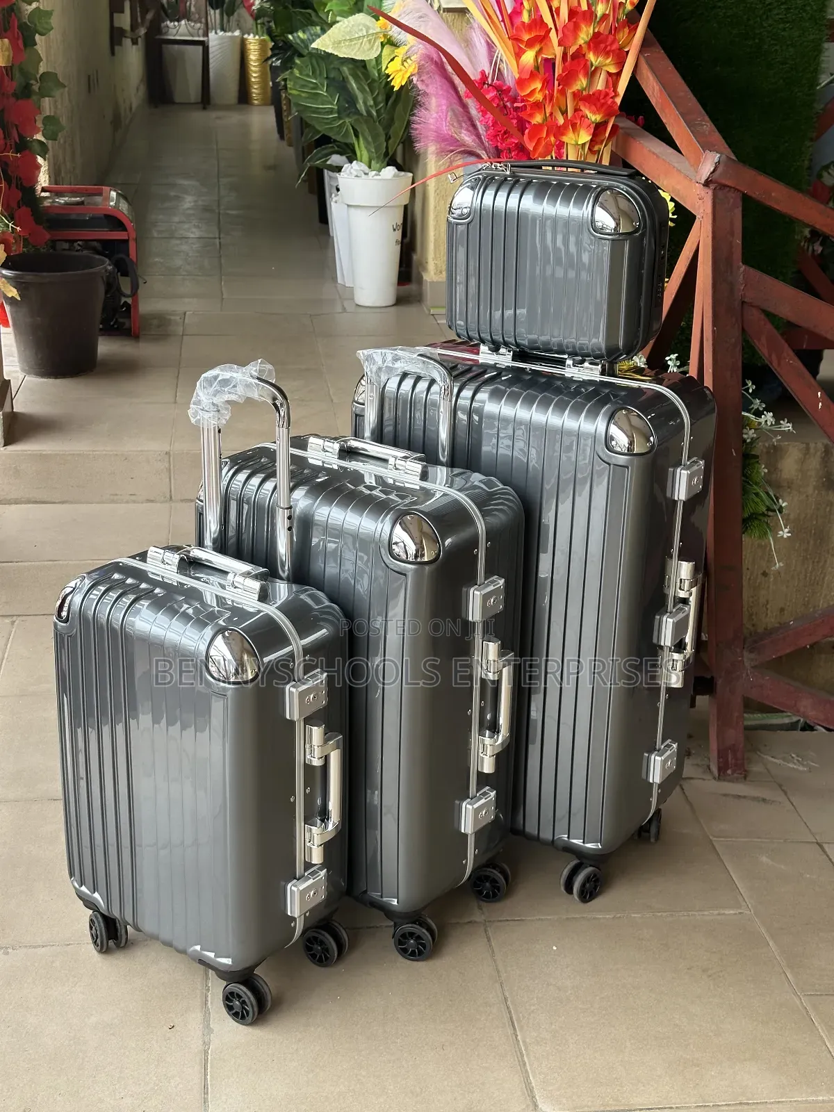Set of 4 Grey Stainless Travel Luggage Box