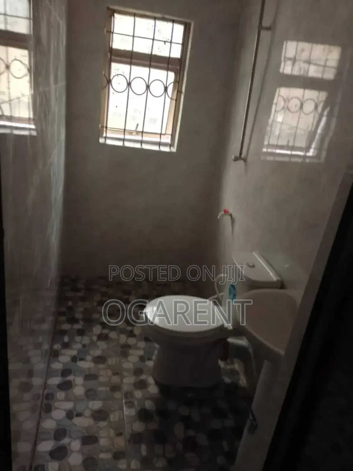 3bdrm Apartment in Benin City for rent