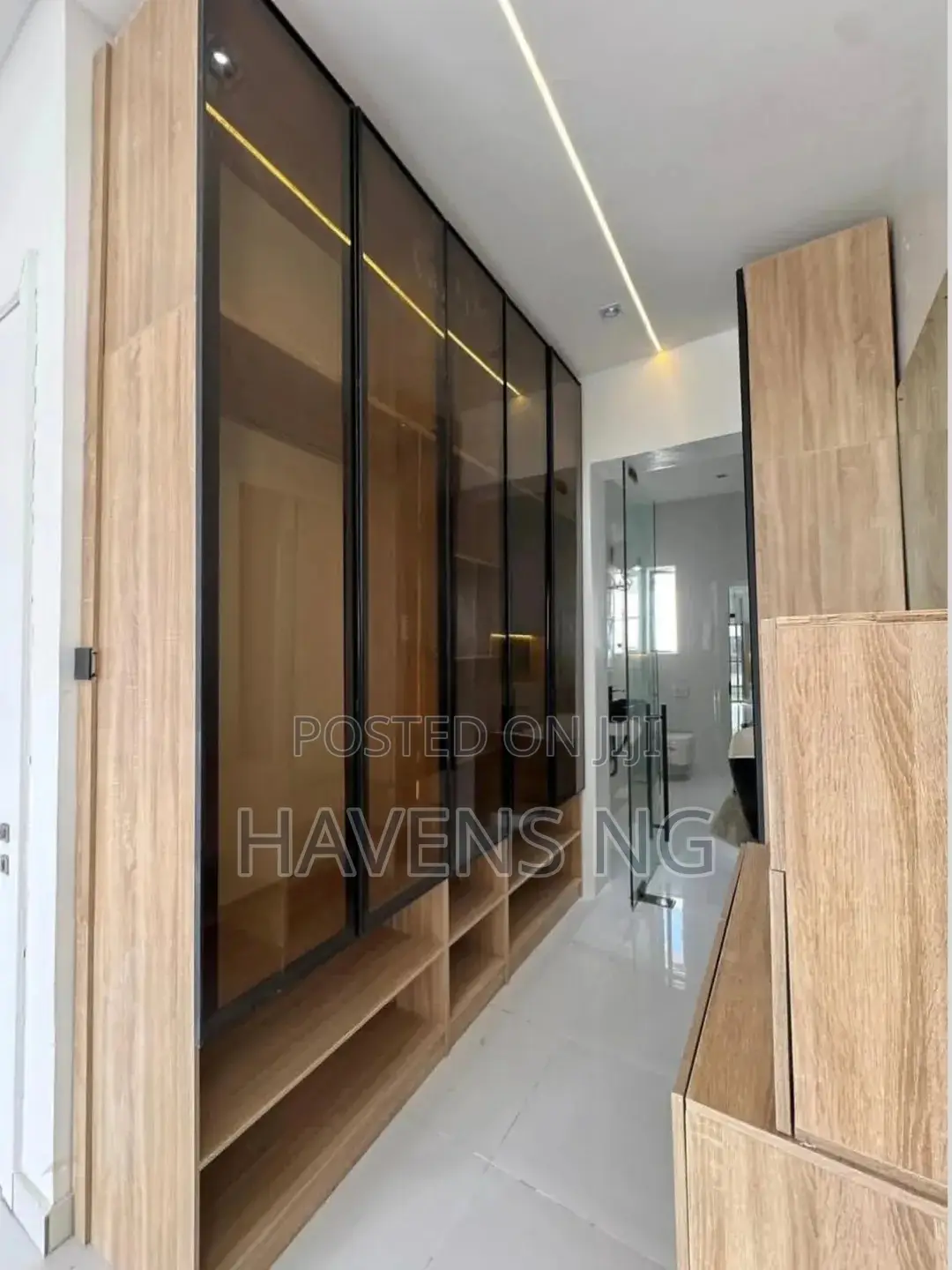 4bdrm Duplex in Ikota for sale
