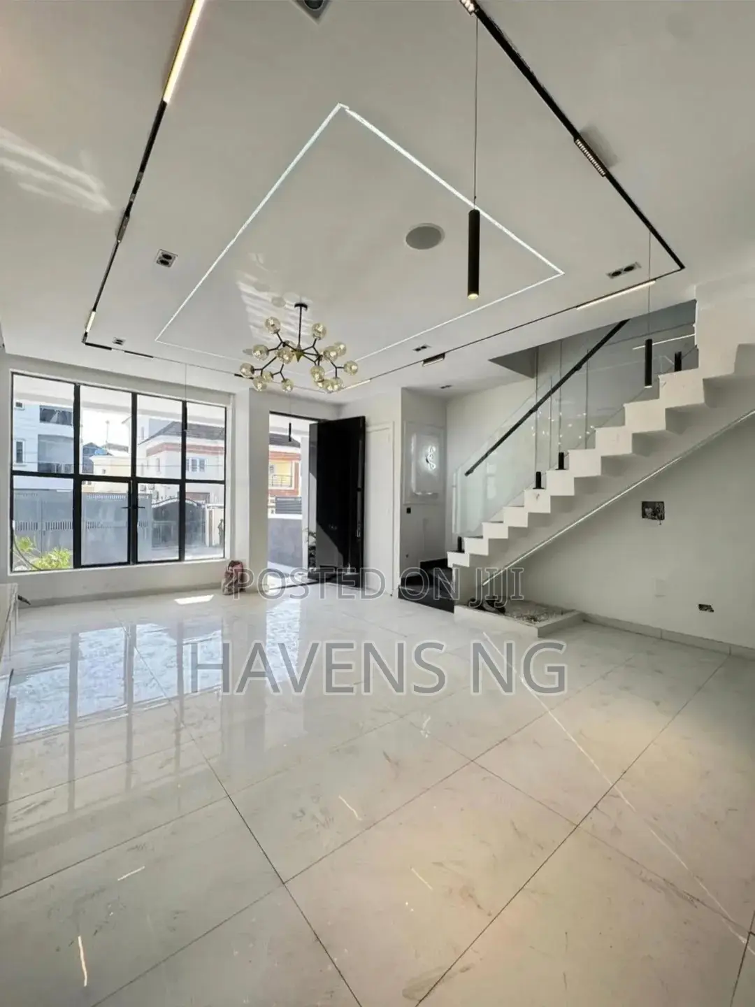 4bdrm Duplex in Ikota for sale