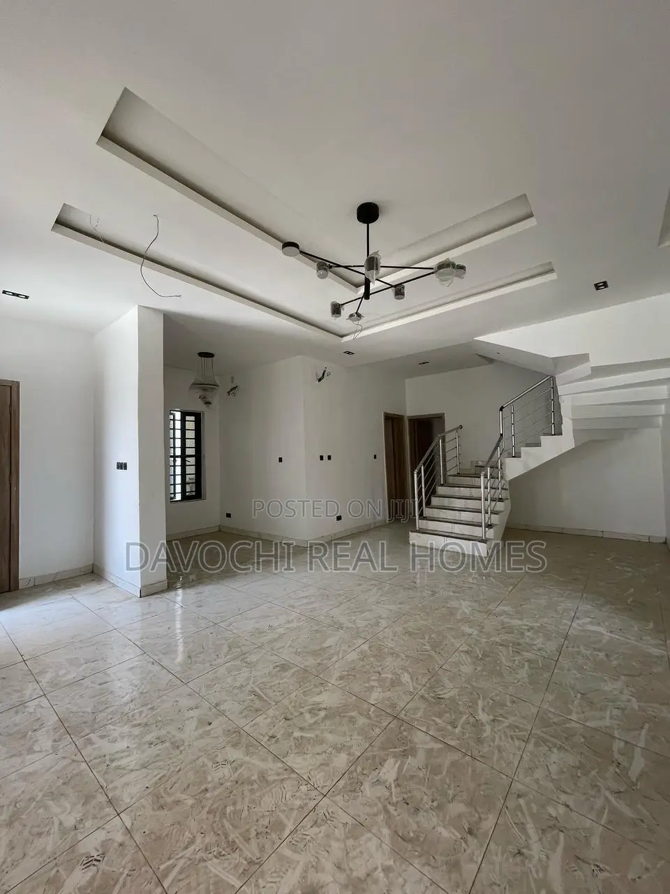 5bdrm Duplex in Orchid Road., Lekki Phase 2 for rent
