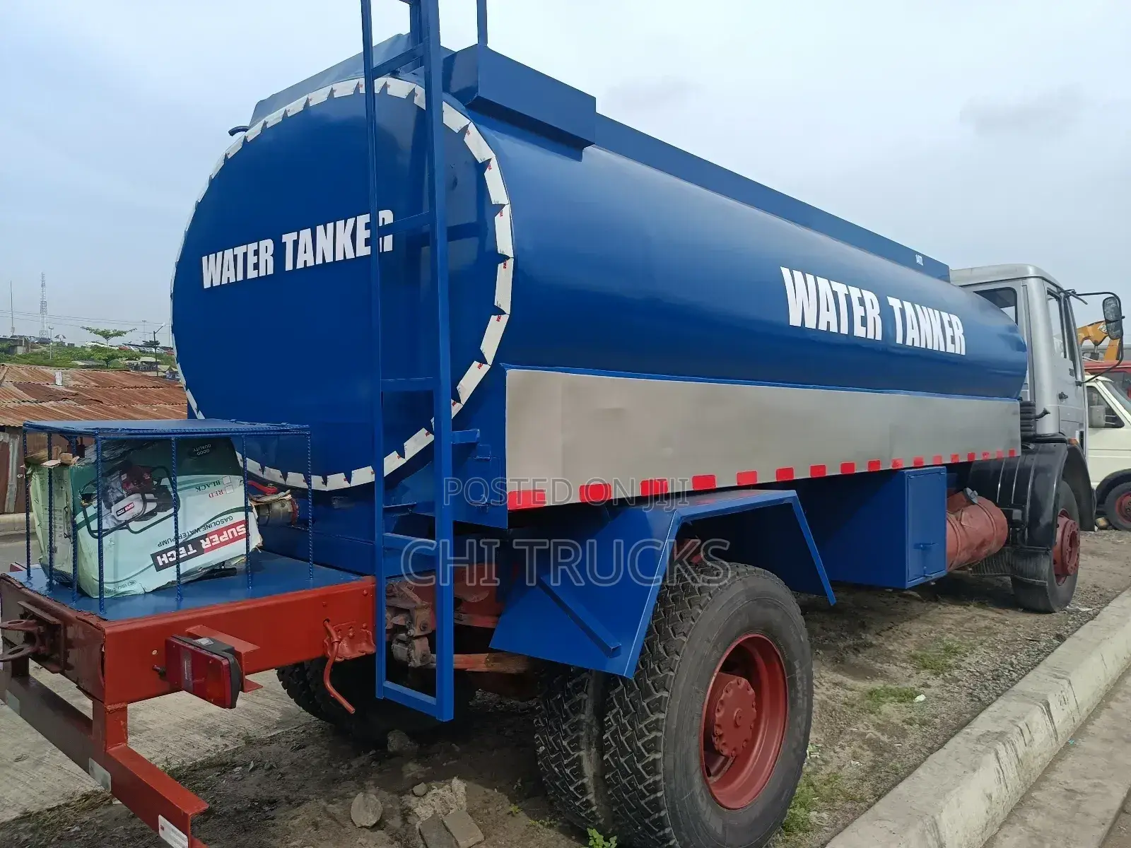 Mercedes Benz Water Tanker Truck 14tl