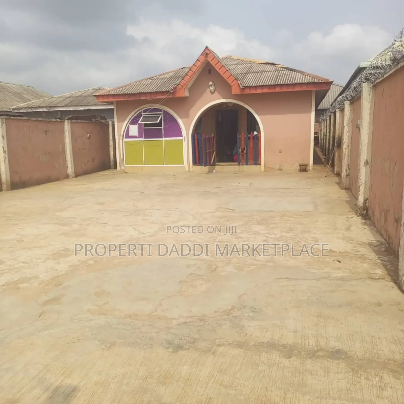 3bdrm Bungalow in Ayobo for sale