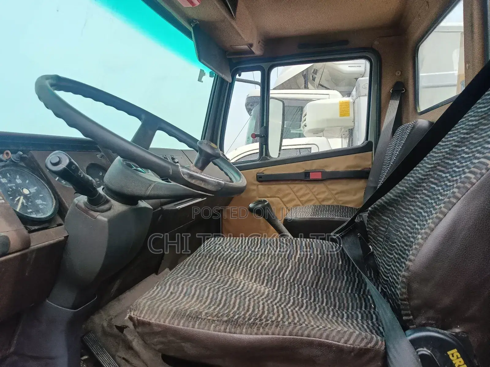 Mercedes Benz 814 German Truck Yellow