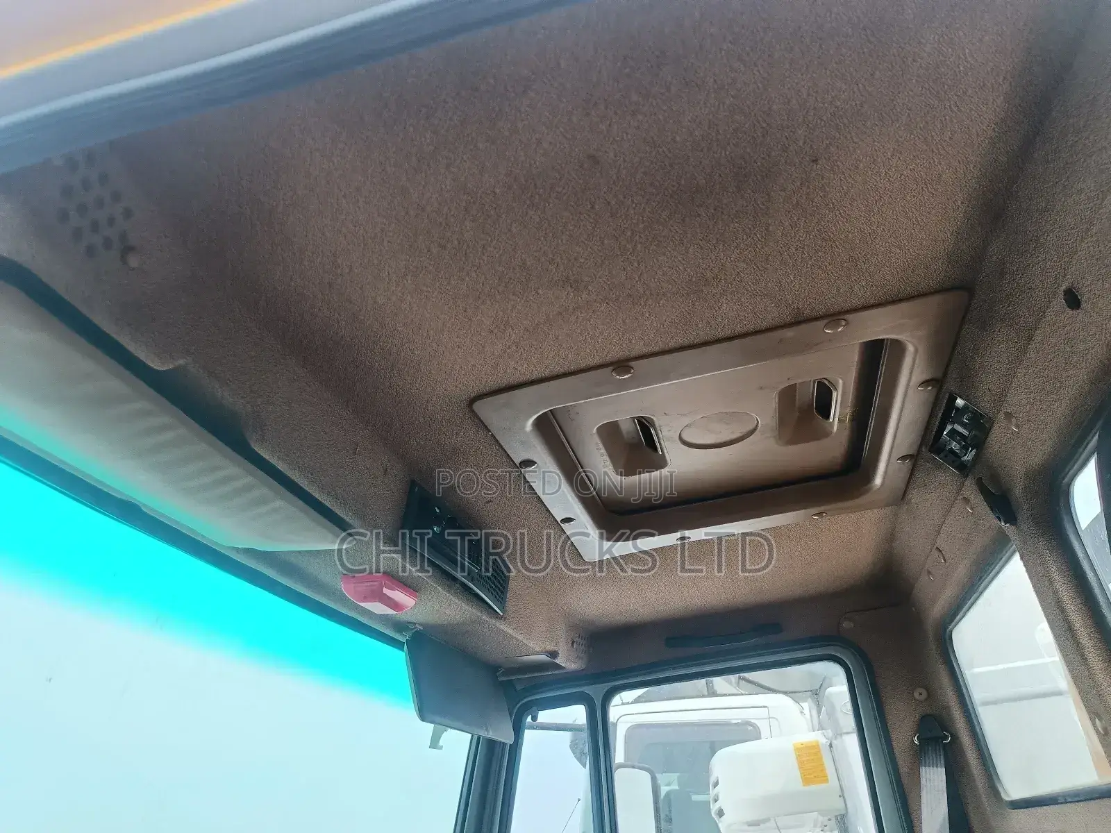 Mercedes Benz 814 German Truck Yellow
