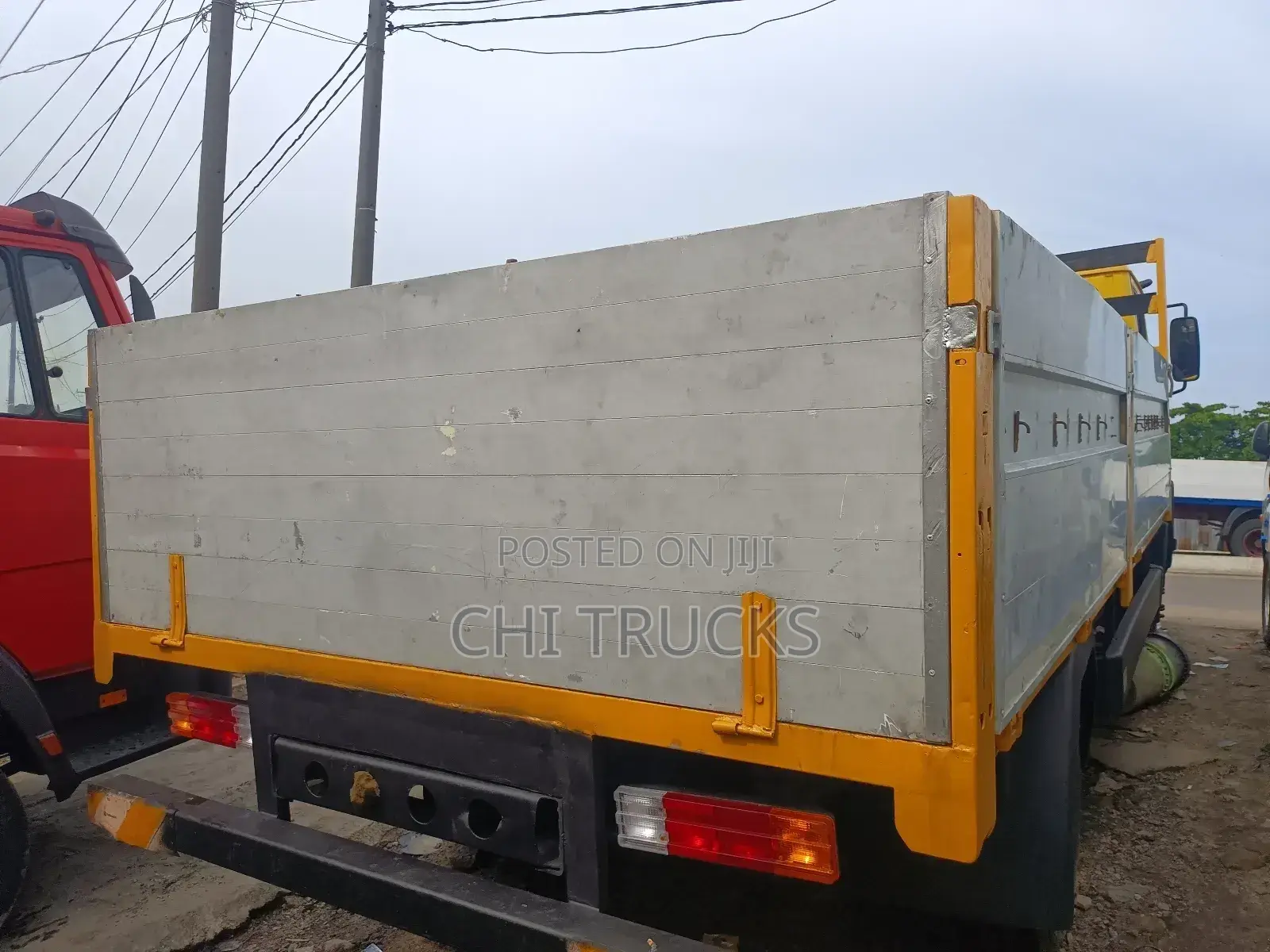 Mercedes Benz 814 German Truck Yellow