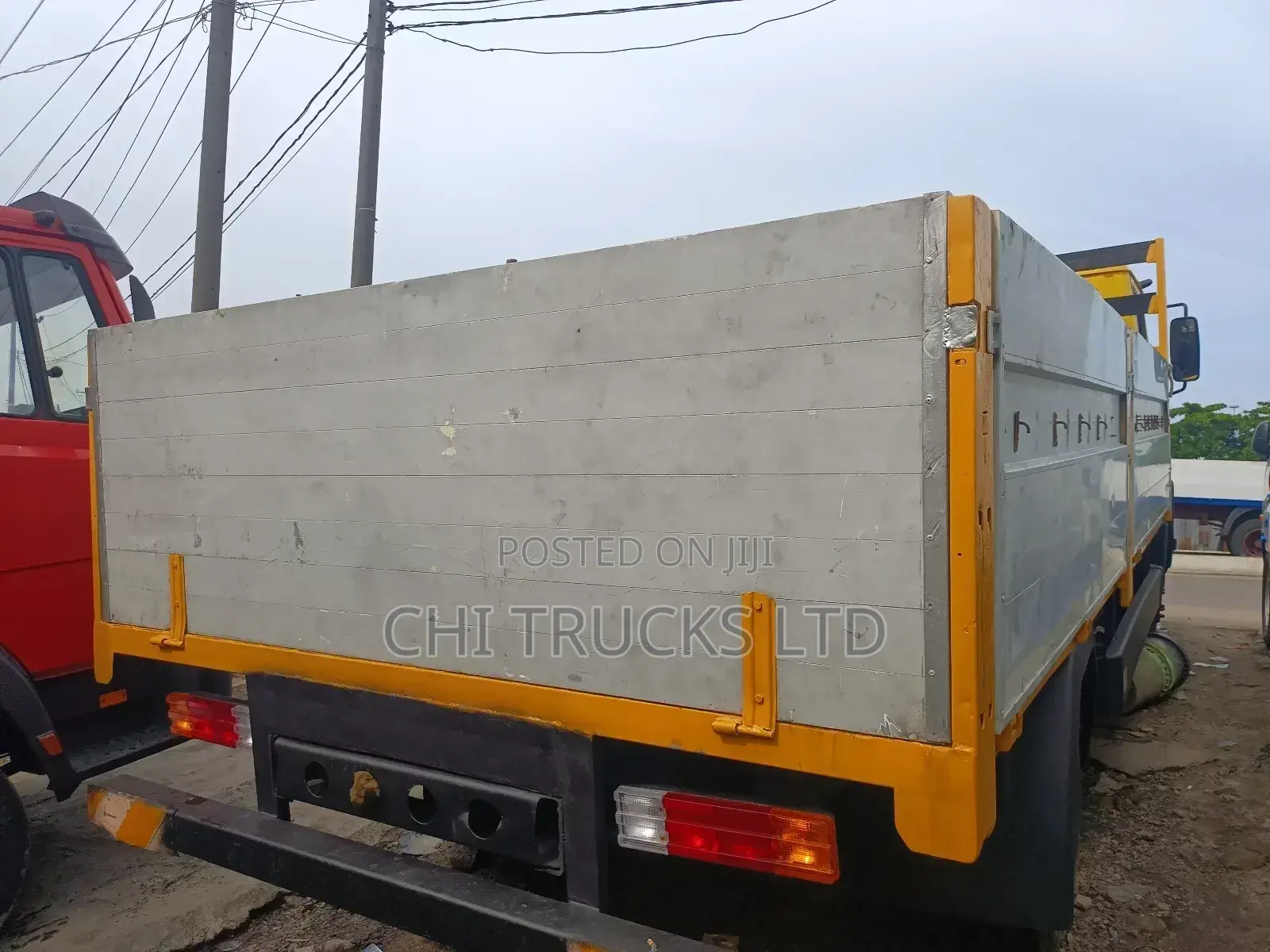 Mercedes Benz 814 German Truck Yellow