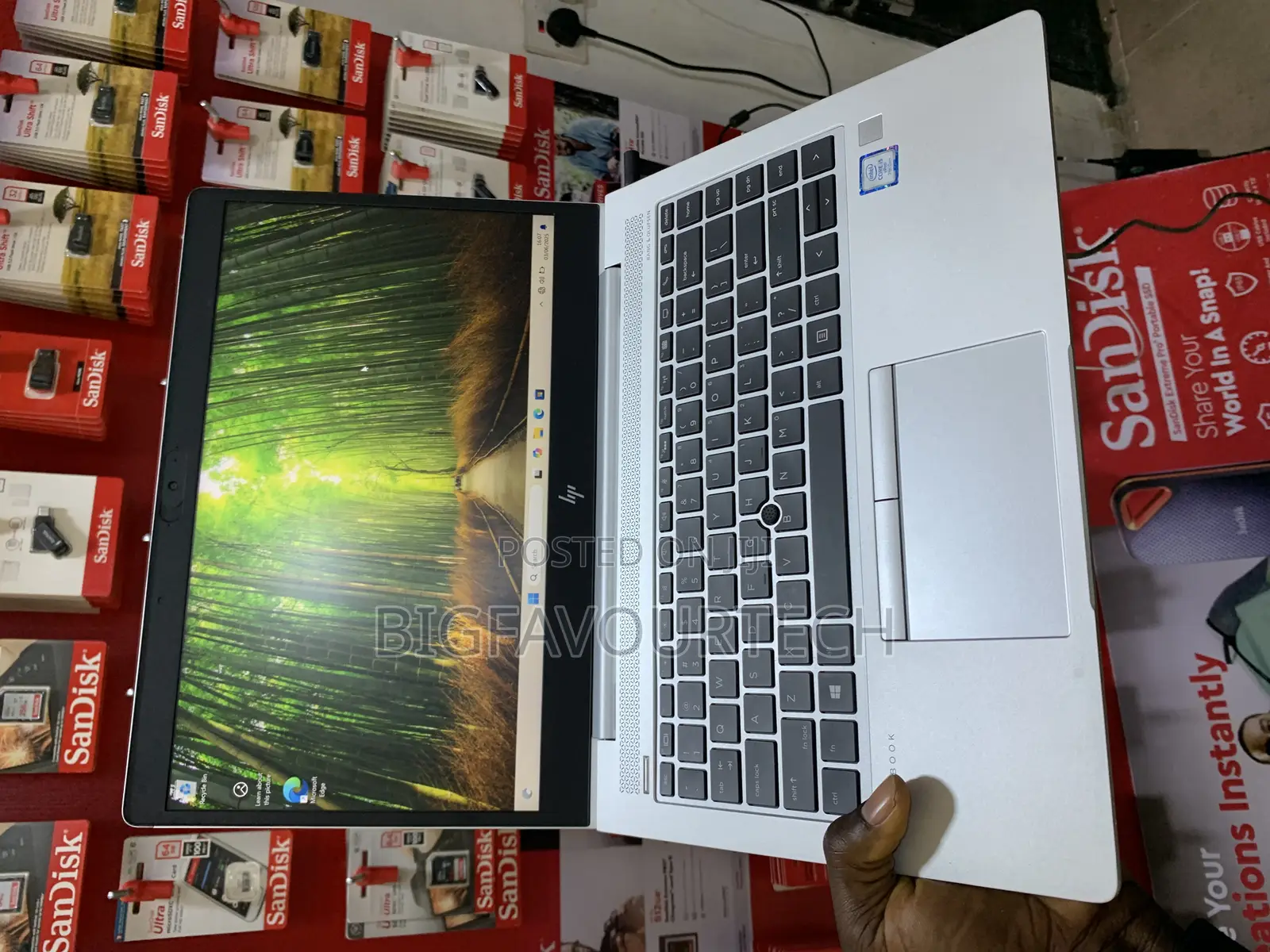 Laptop HP EliteBook 840 G5 8GB Intel Core i5 SSD 256GB