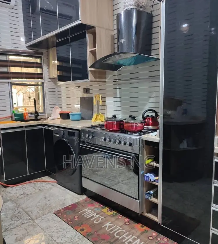 Fully Furnished 2-Bedroom Terrace Duplex
