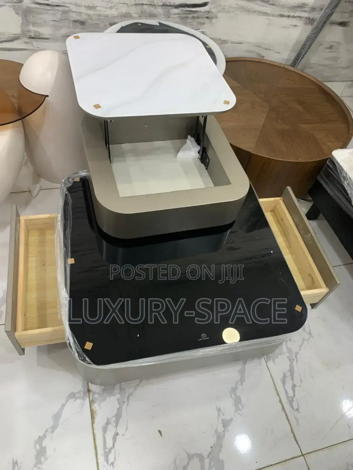 Luxury Rotating Quality Centre Table