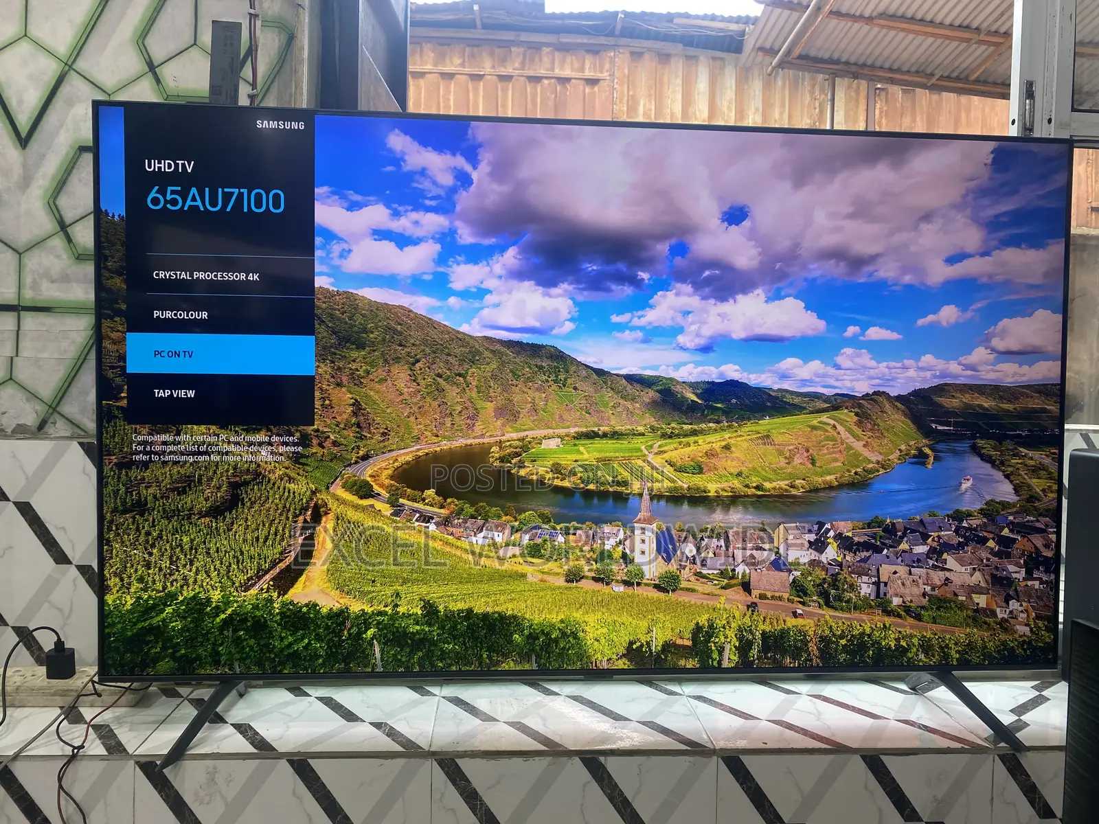 Superb 65” Samsung Crystal Uhd Smart Tv With Hdr10+