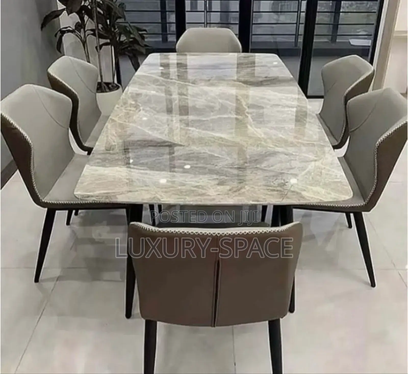 Newly Designed Six Seater Dining