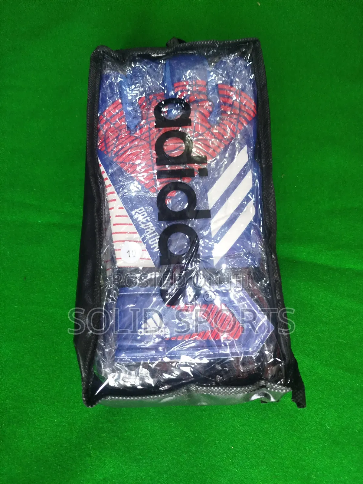 Adidas Goalkeeper Gloves Original Payment on Delivery 