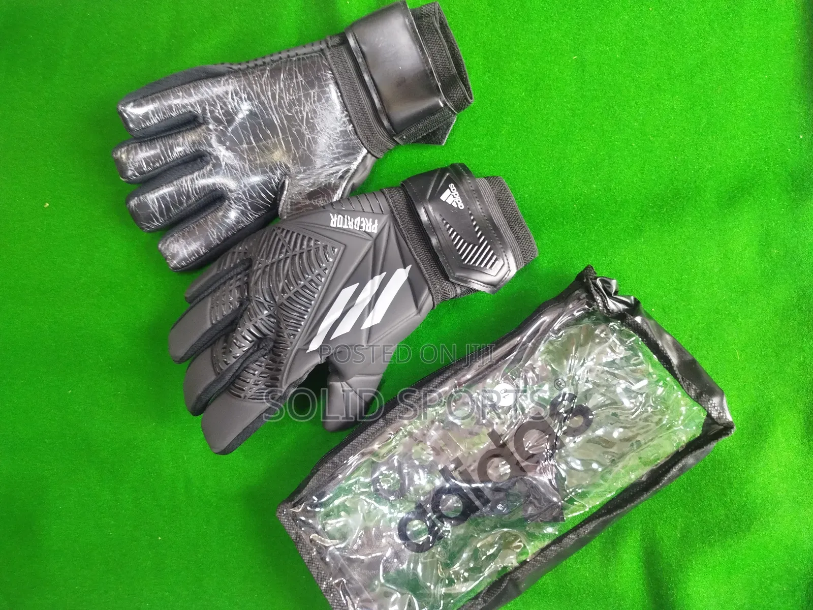 Solid Radar Goalkeeper Gloves Original