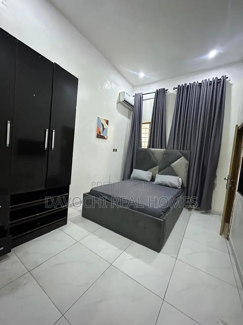 Furnished 3bdrm Duplex in Orchid Road, Lekki Phase 2 for rent