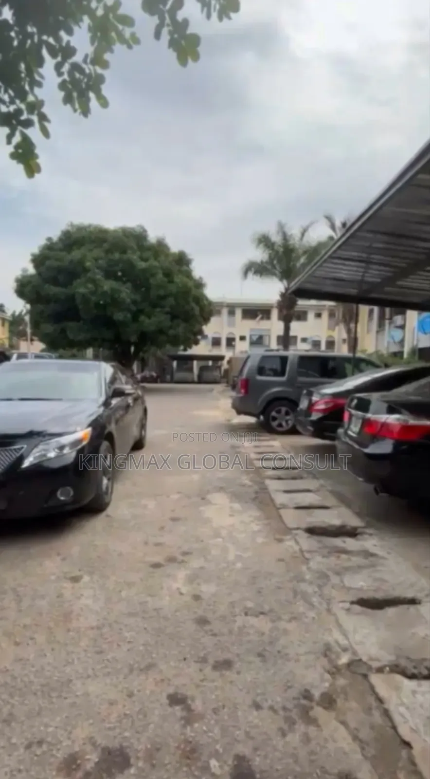 3bdrm Bungalow in Galadimawa District for sale