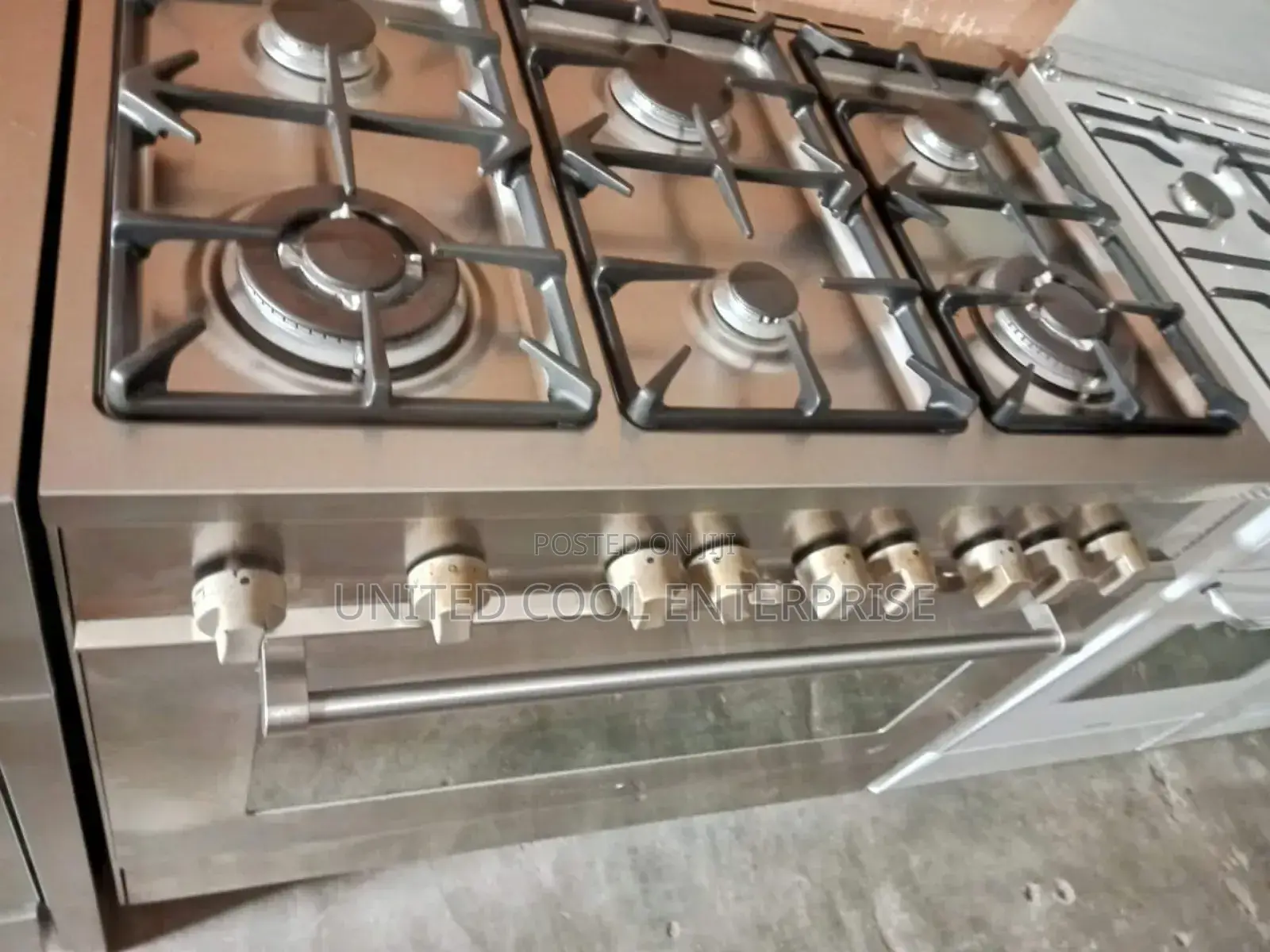 Gas Cooker 6 Burnas and 5 Burnas Available