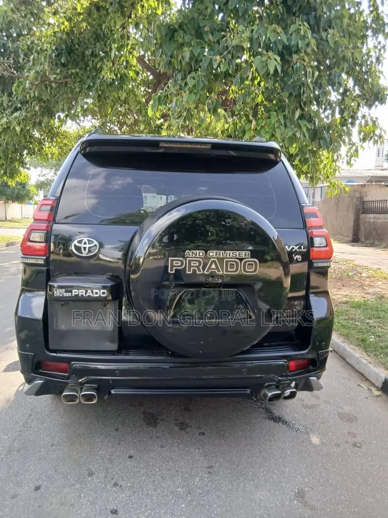 Toyota Land Cruiser Prado 4.0 Petrol GX-R 2012 Black
