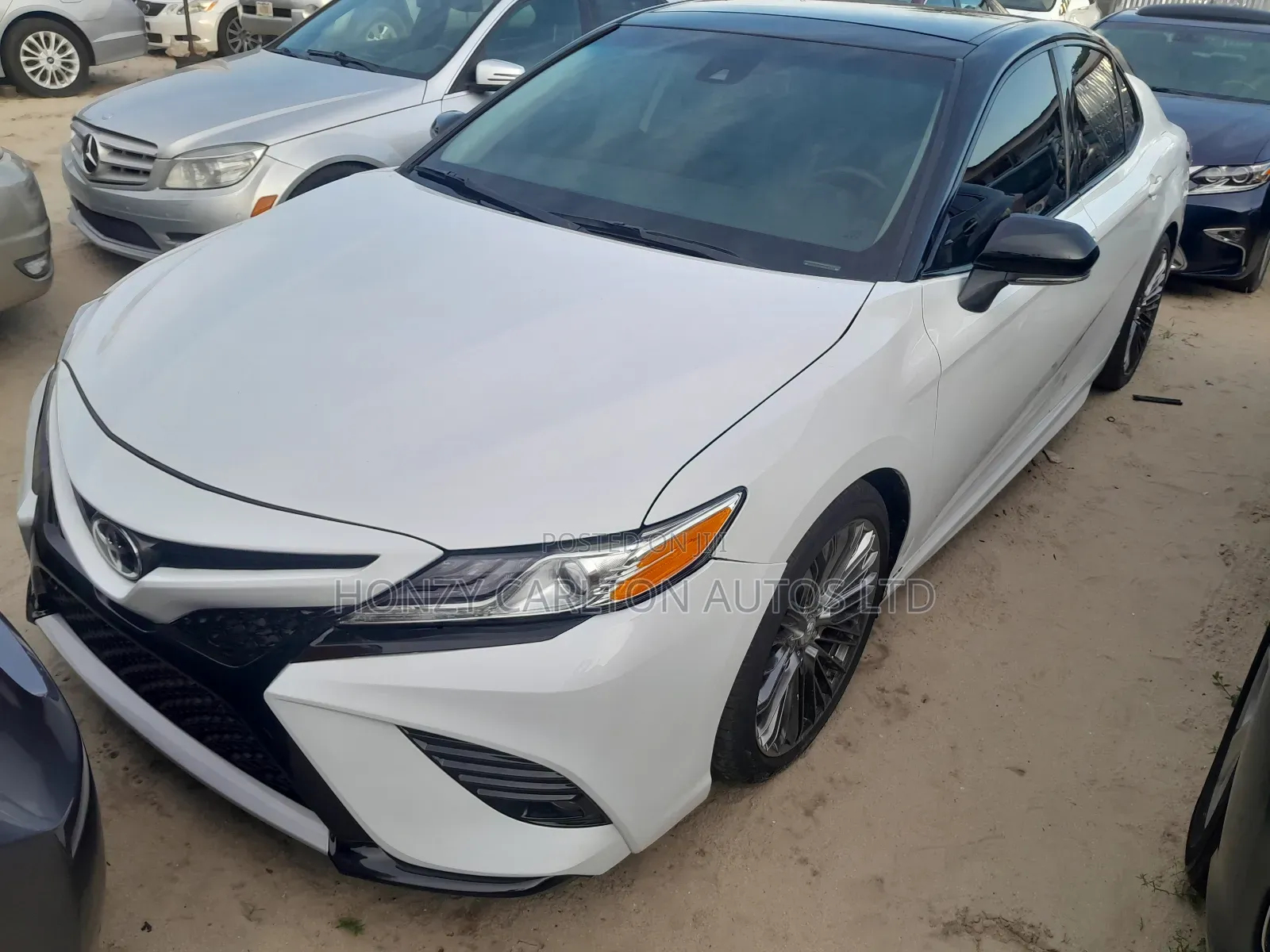 Toyota Camry XSE FWD 2020 White