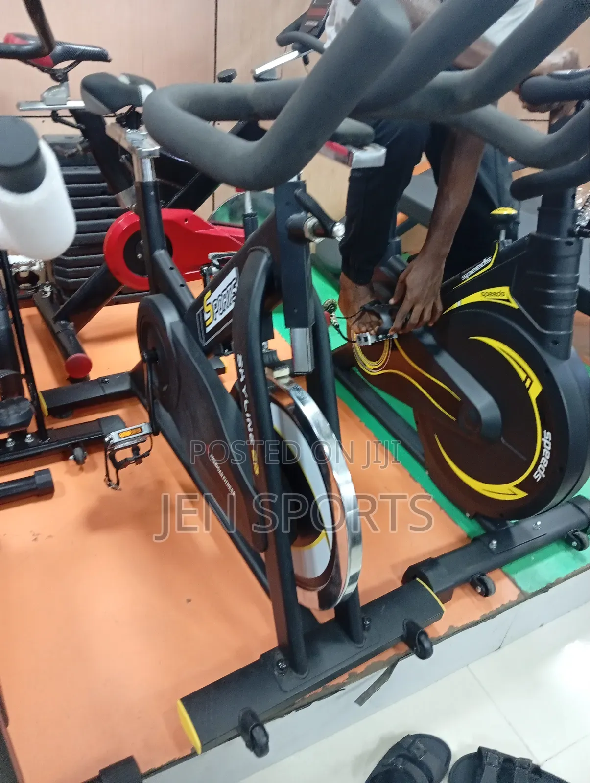 Spinning Bike Machine