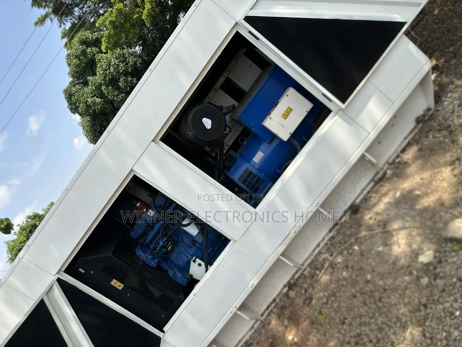 Fg Wilson 275kva Soundproof Diesel Generator