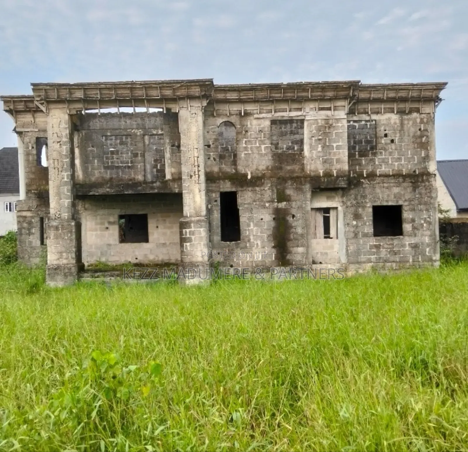 5bdrm Duplex in Off Rumuaghulu Sars, Port-Harcourt for sale