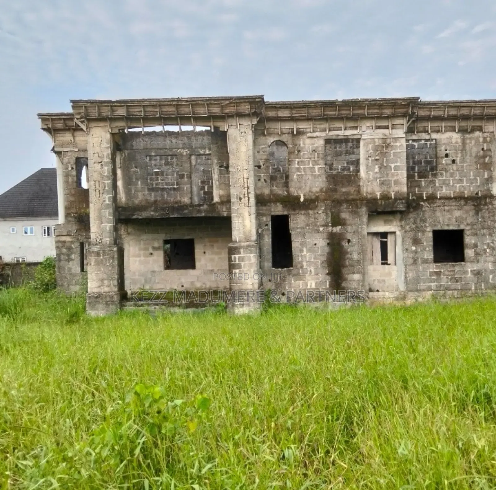 5bdrm Duplex in Off Rumuaghulu Sars, Port-Harcourt for sale